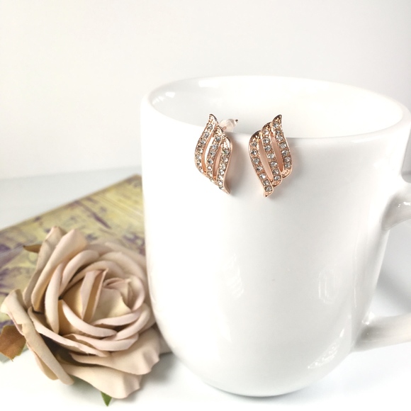 Elegant Rhinestone Earrings - Picture 2 of 9